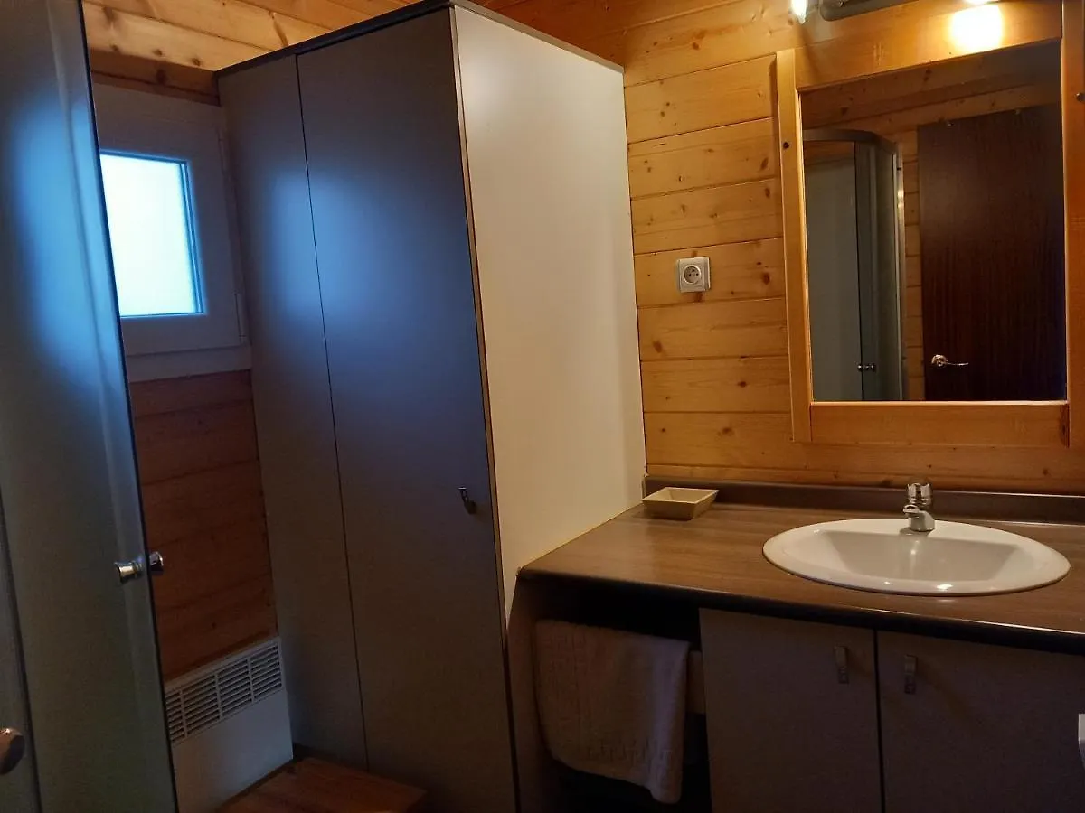 Campsite Domaine De La Cheneraie Hotel Mirabel  France